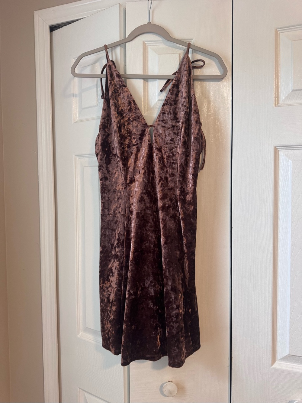 Aakaa Brown Crushed Velvet Mini Dress HOCO Homecoming Holiday Party Size L